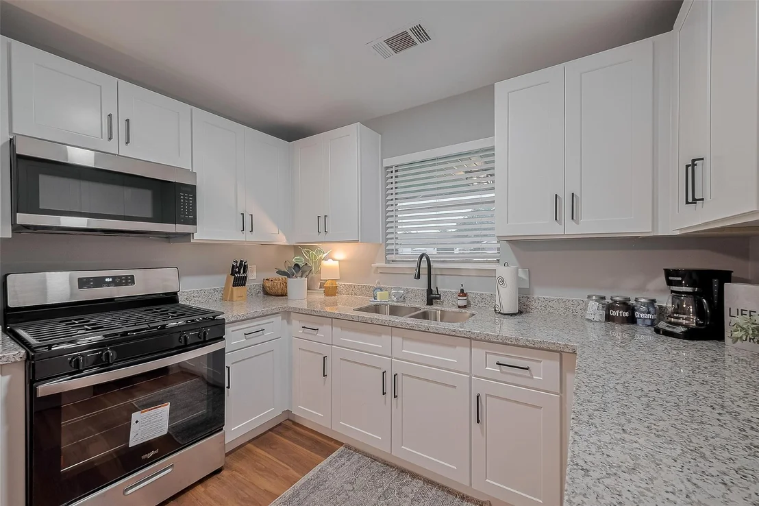 Photo of 2218 Silverbonnet Street