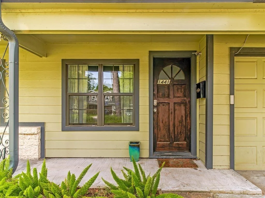 Photo of 1441 Chamboard Lane