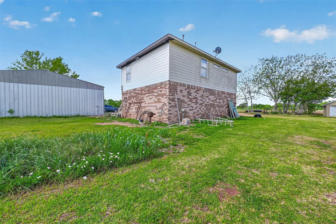 Photo of 8023 Pool Hill Road