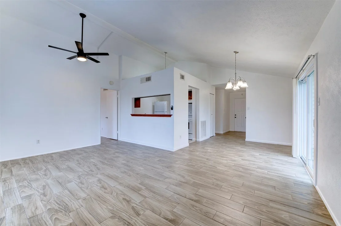 Photo of 14323 Edenglen Drive