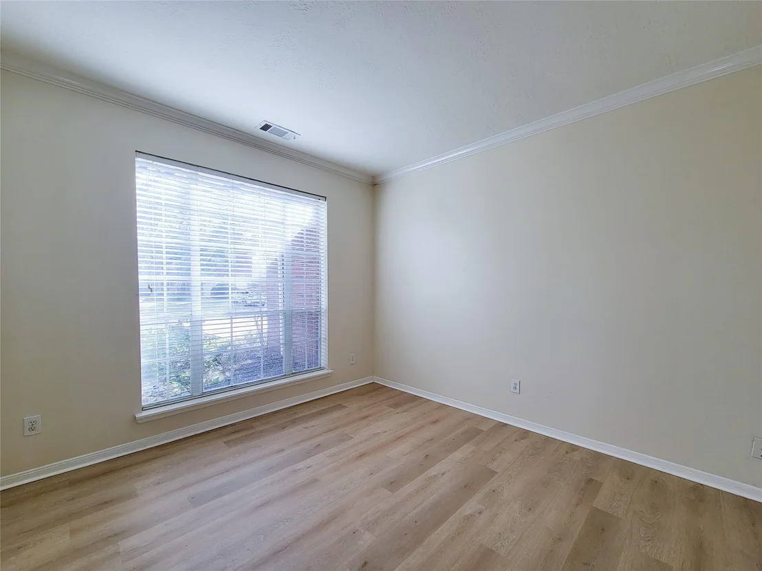 Photo of 17314 Winfield Square