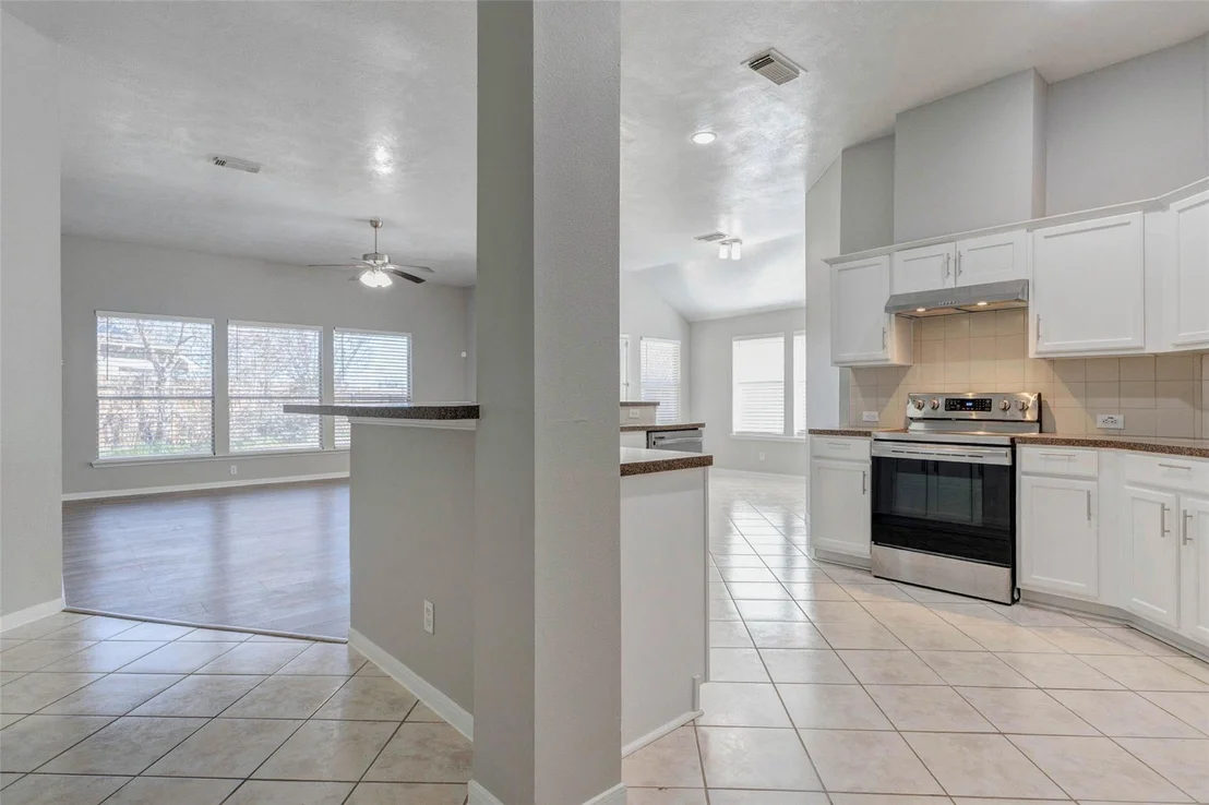 Photo of 1631 Mills Pass Way