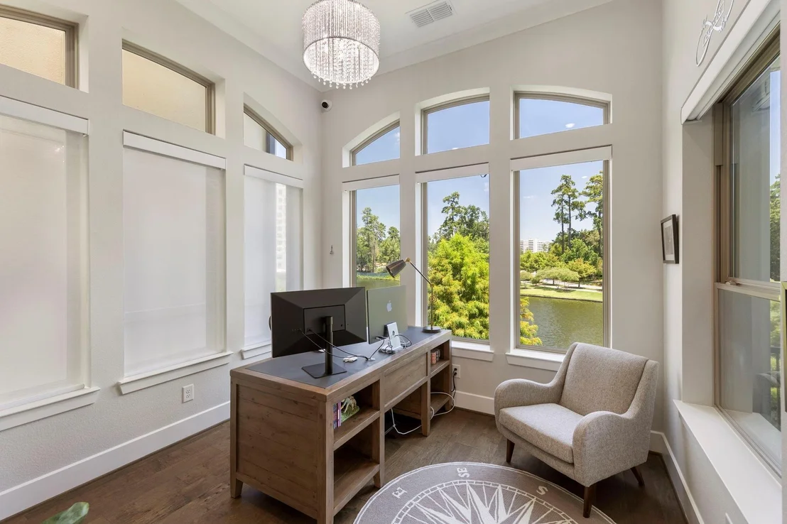 Photo of 111 Vue Point Place