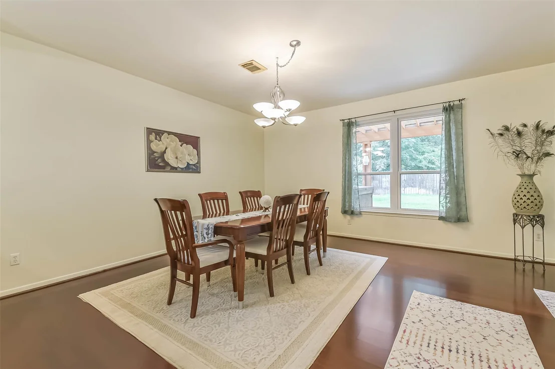 Photo of 21930 Willow Shadows Drive