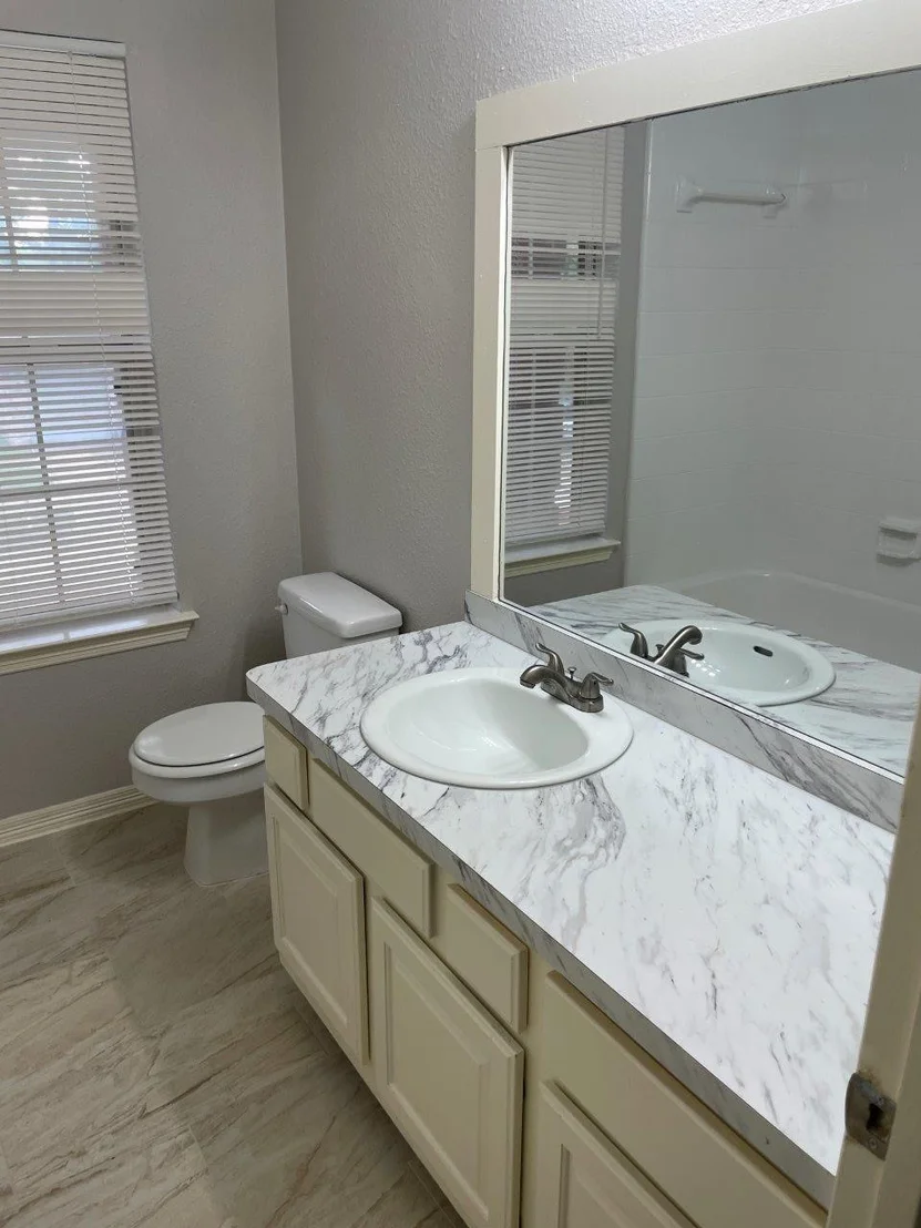 Photo of 5331 Rivergate Drive