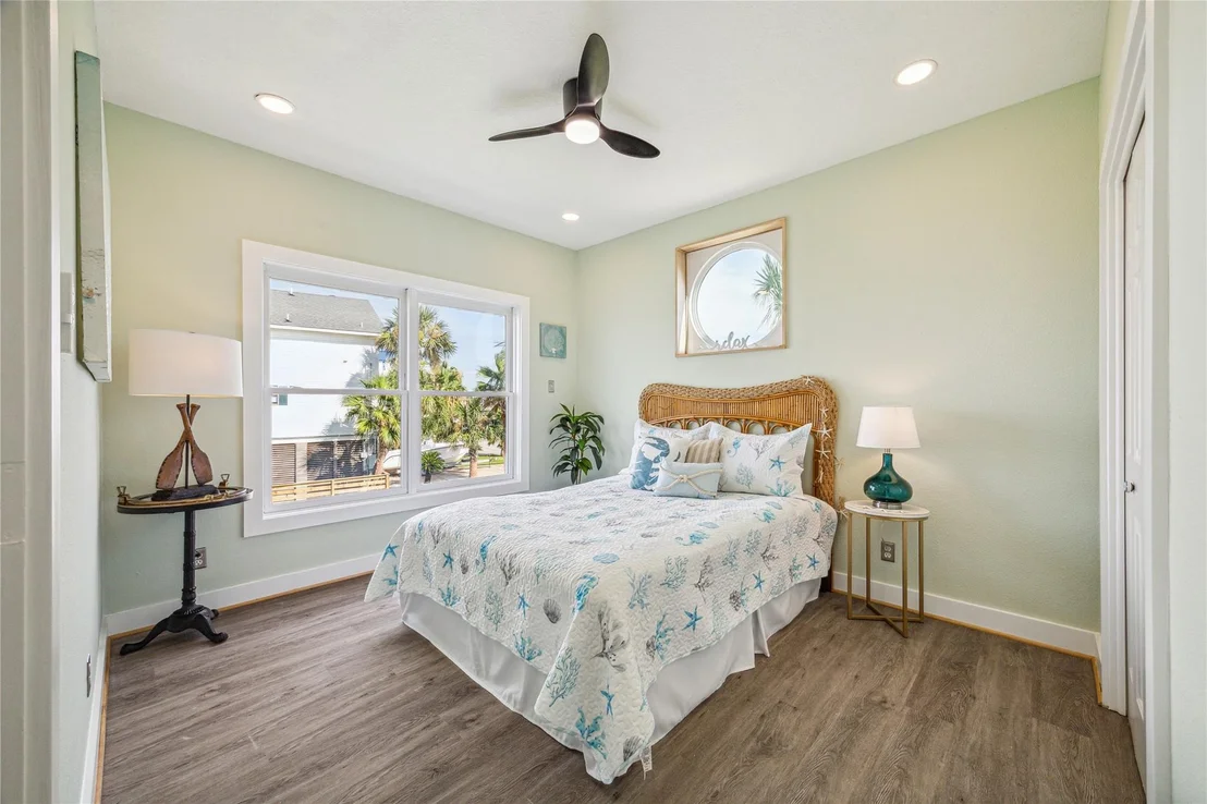 Photo of 1322 Outrigger