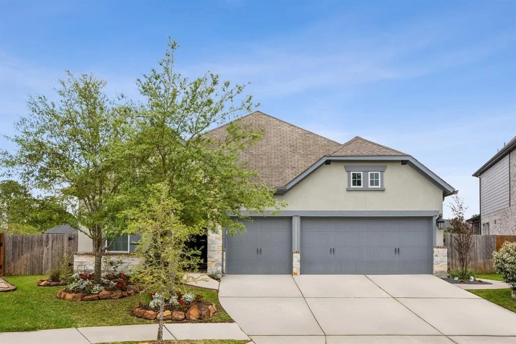 Photo of 3820 Hawthorn Shadow Court