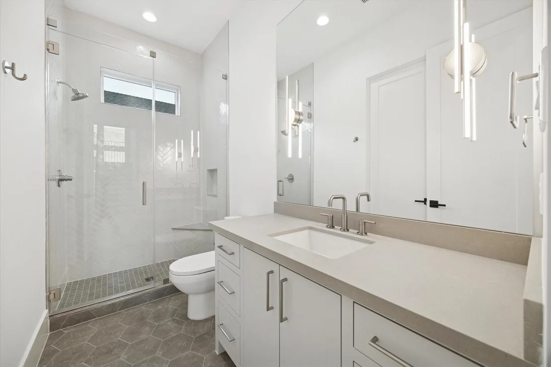 Photo of 2118 Westgate Drive