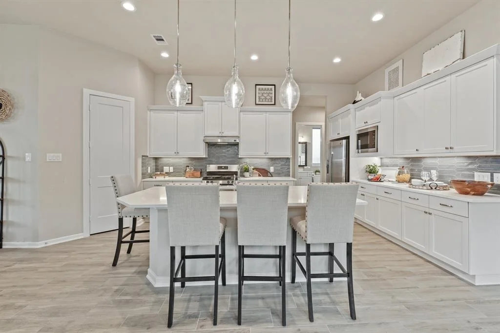 Photo of 4739 Vaughan Way