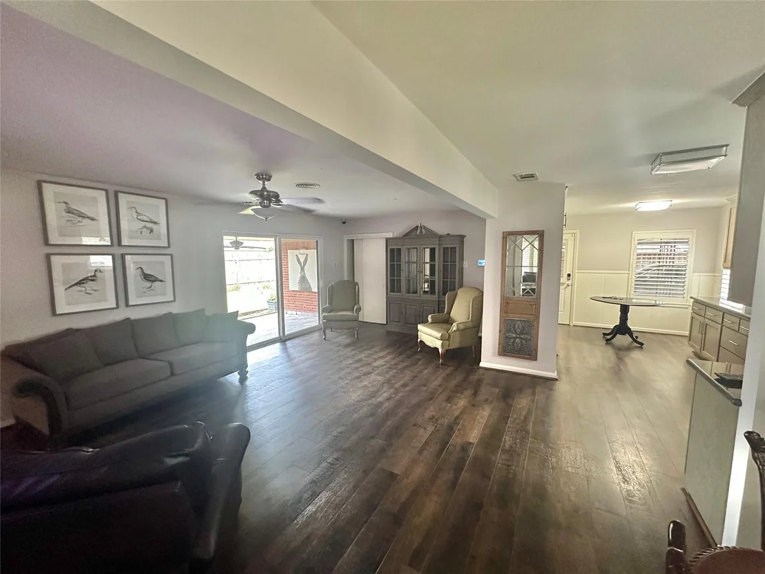 Photo of 2123 Ridgecrest Drive
