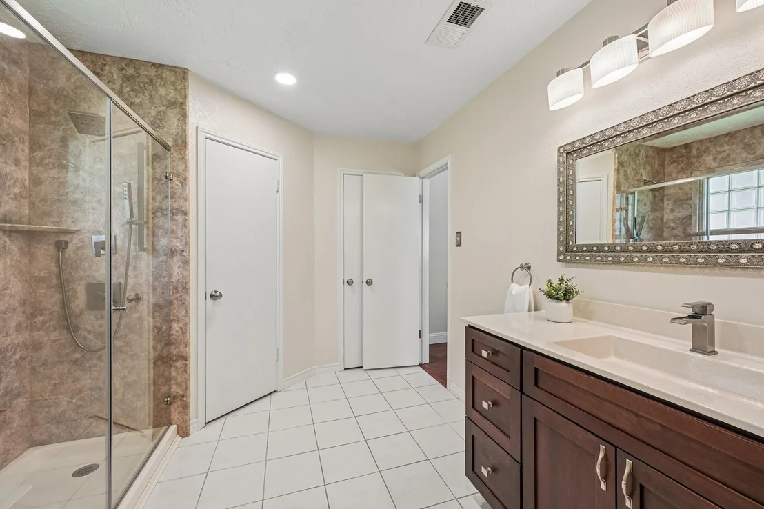 Photo of 18015 Forest Cedars Drive