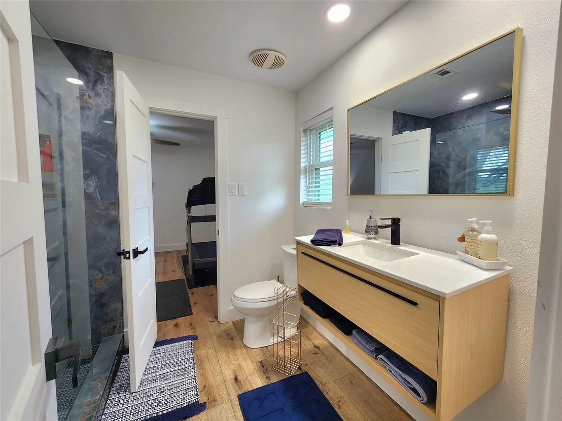 Photo of 292 Echo Lane