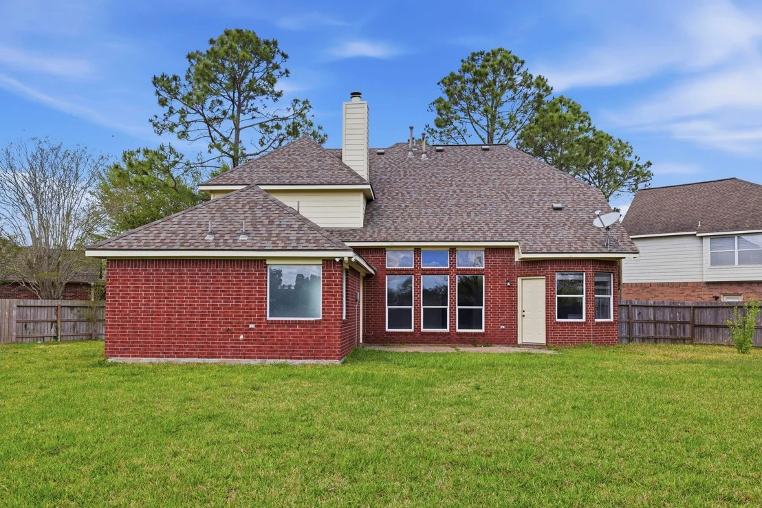 Photo of 3231 Edgewood Drive