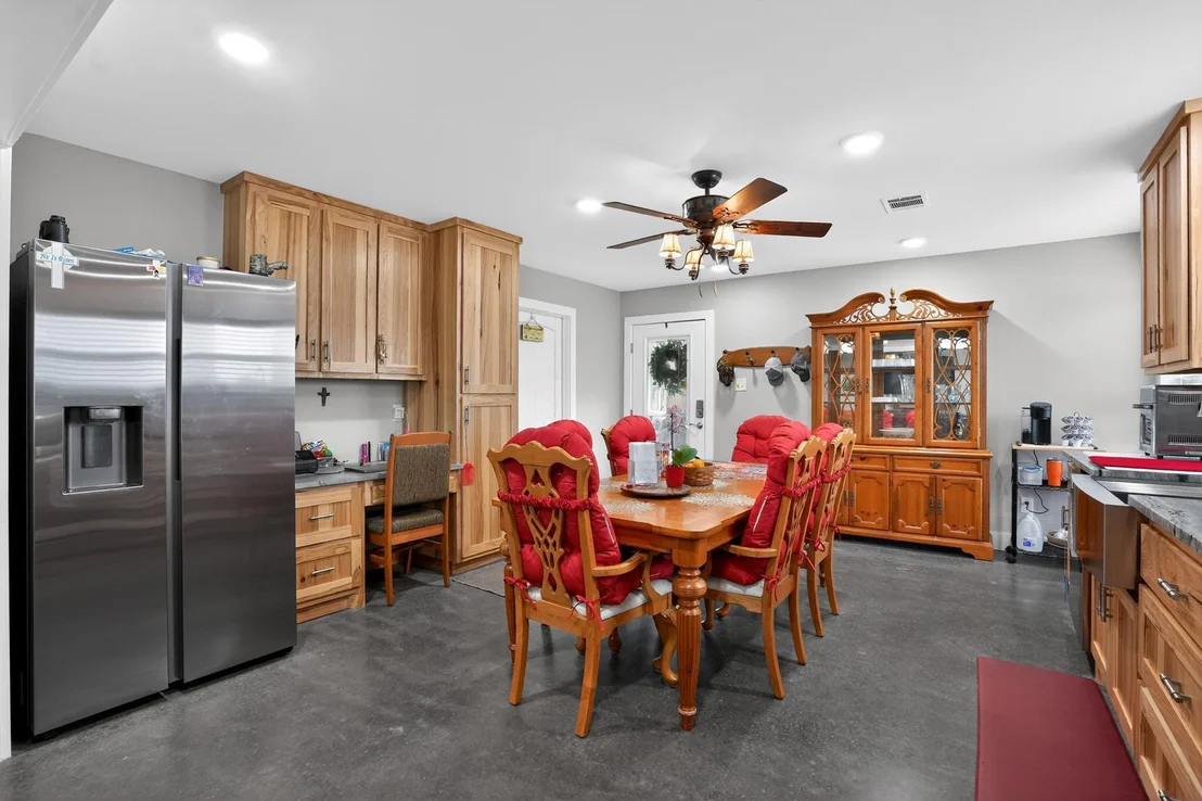 Photo of 7821 County Road 460