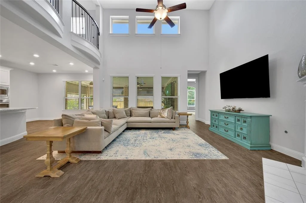 Photo of 19 N Wheatleigh Drive