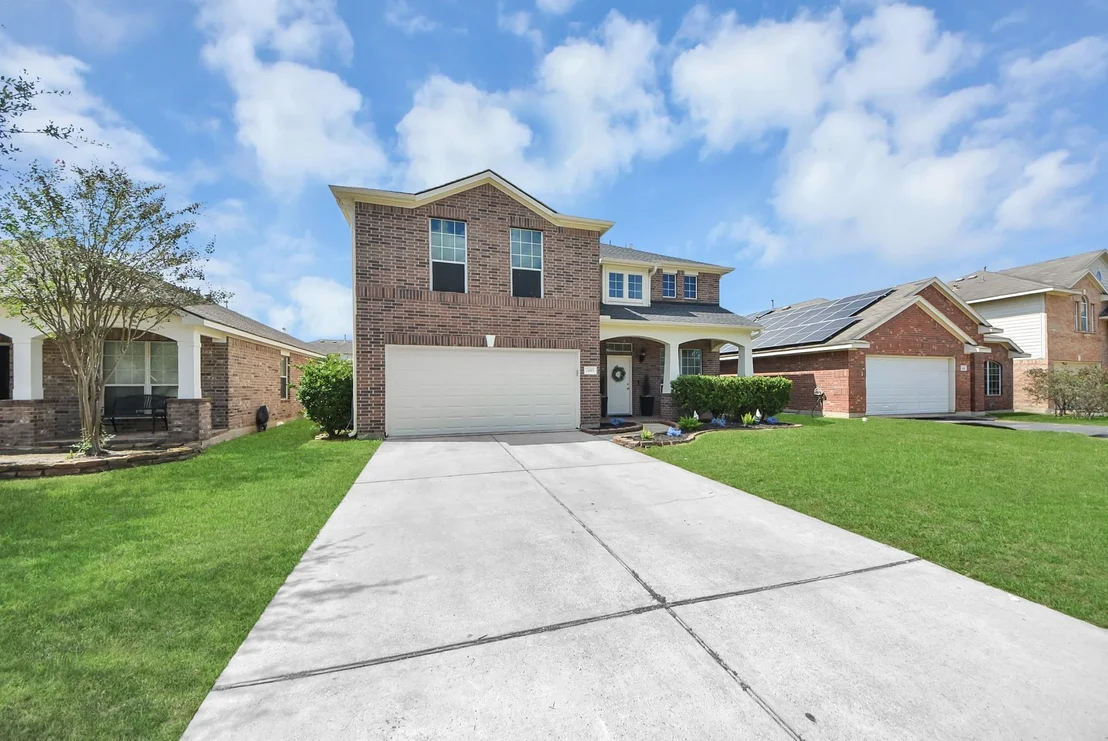 Photo of 24915 Oconee Drive