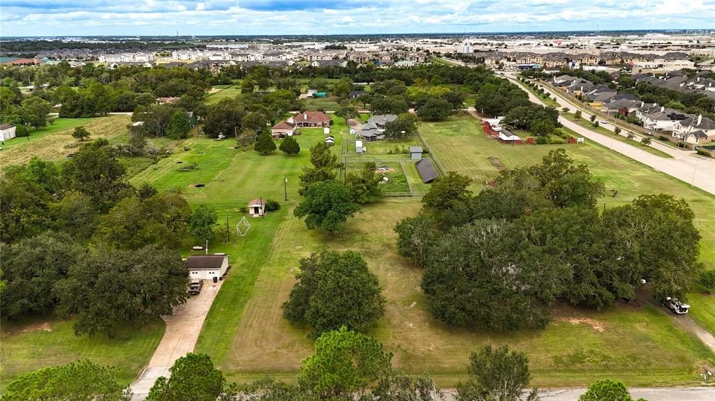 Photo of 606 Sycamore Road