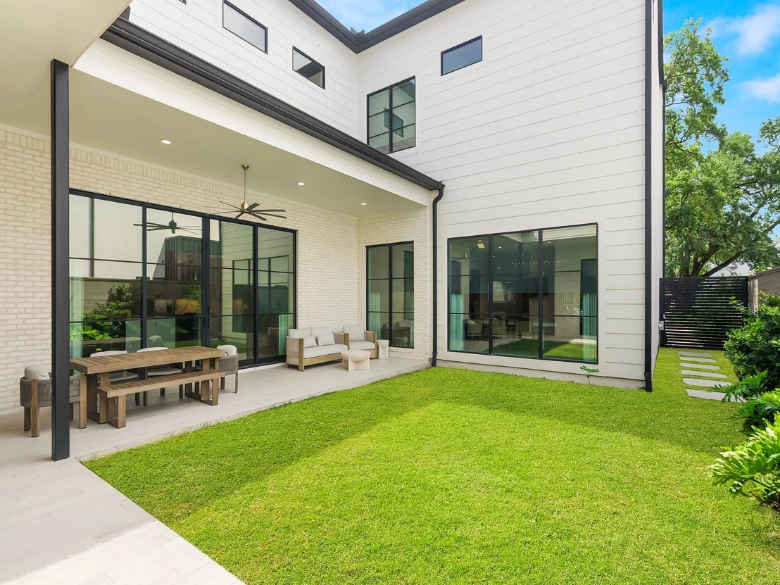 Photo of 4024 Chatham Lane