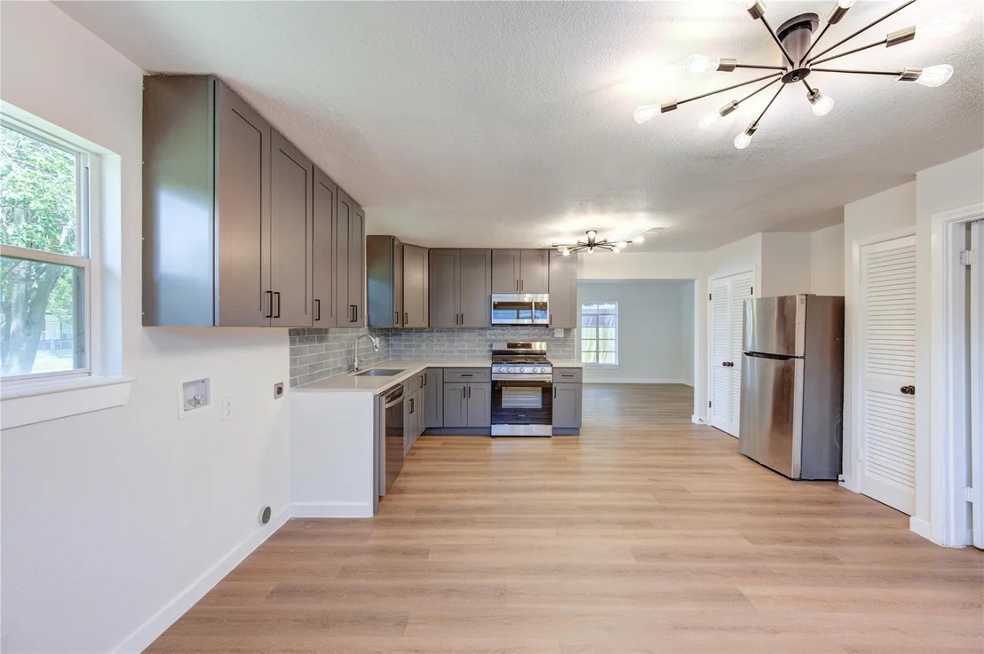 Photo of 4914 Pershing Street