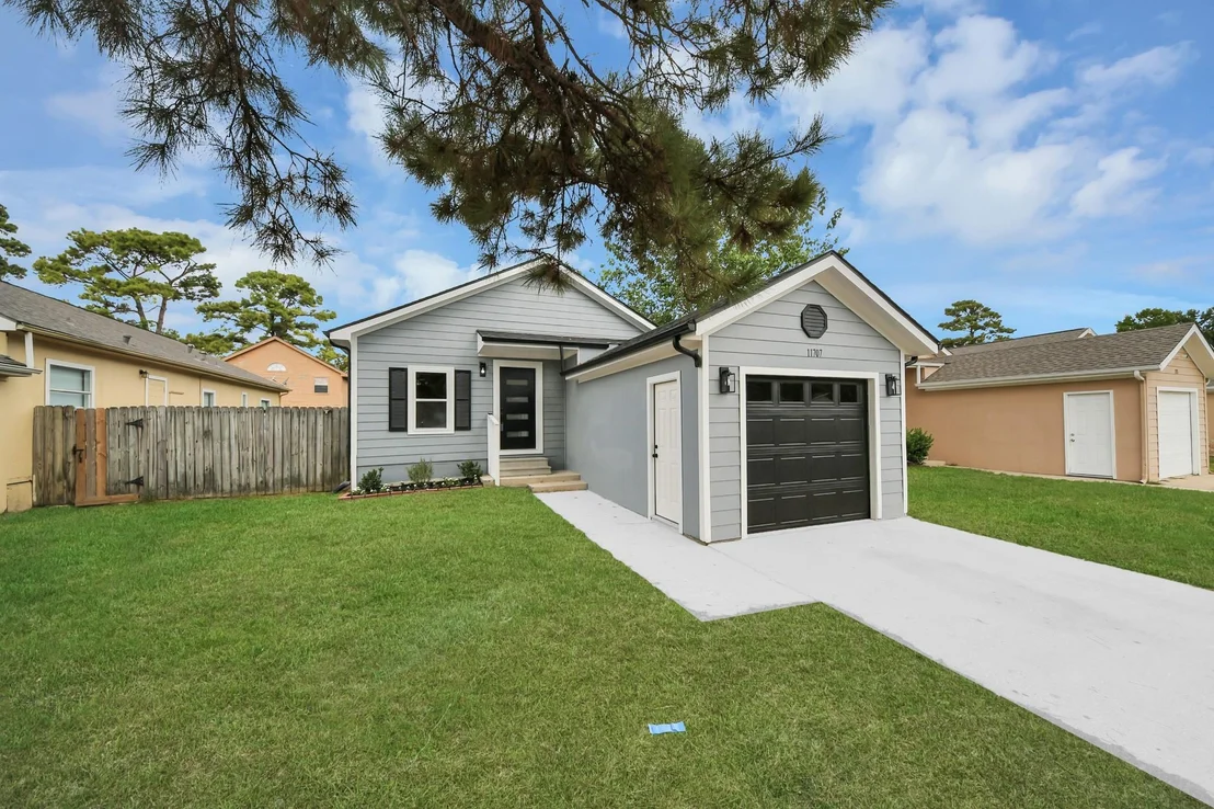 Photo of 11707 Greenglen Drive