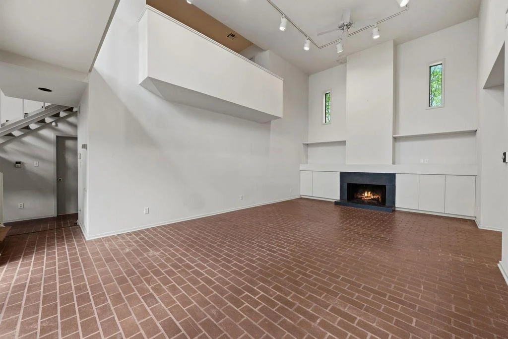 Photo of 2219 Dickey Place