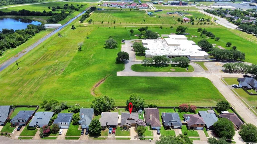 Photo of 320 N Ranch House Road