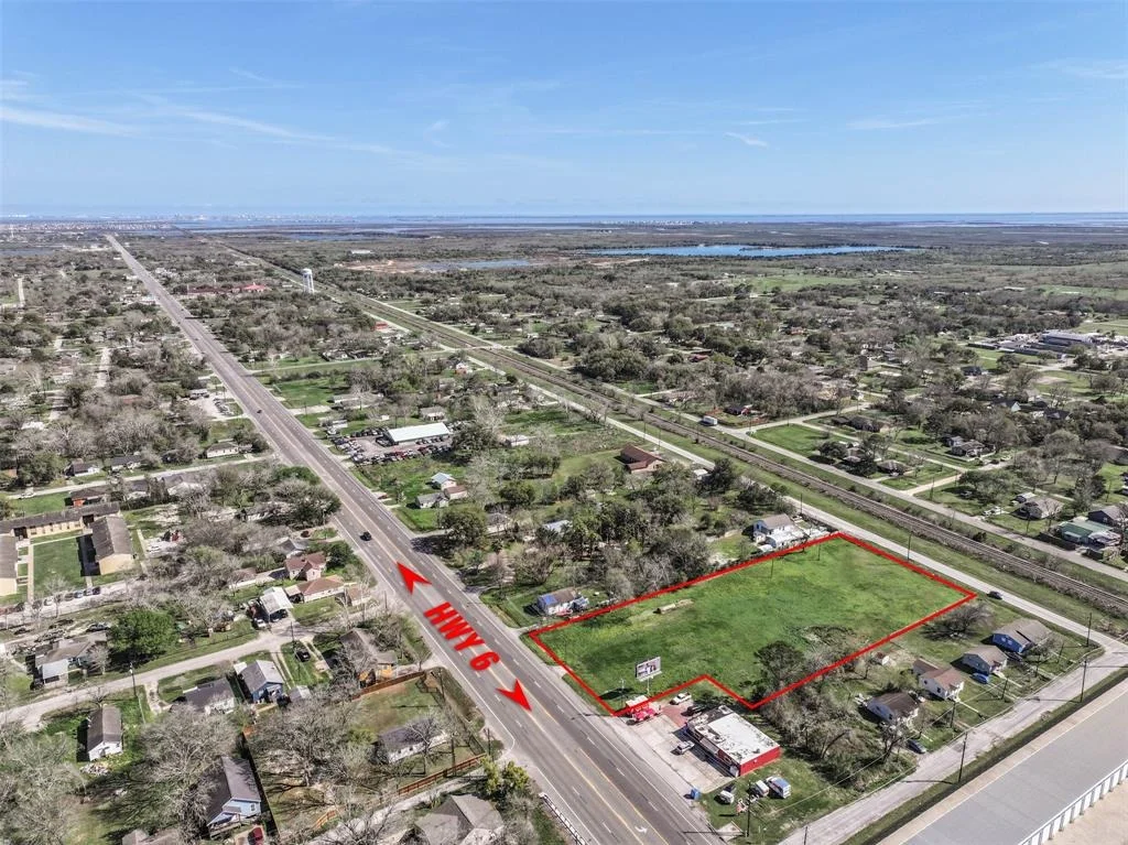 Photo of 7115 Highway 6