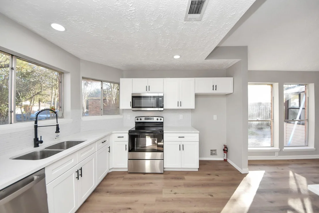 Photo of 7439 Kite Hill Drive