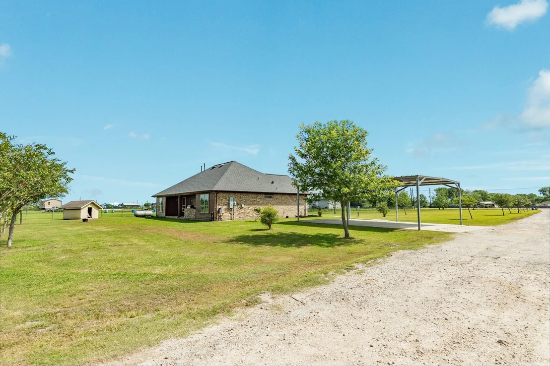 Photo of 2180 County Road 212
