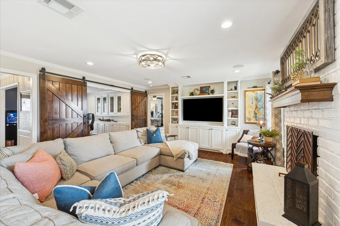 Photo of 9715 Truscon Drive