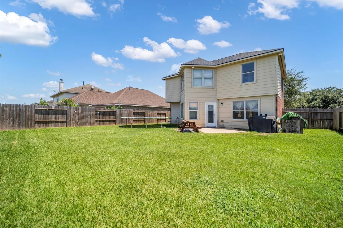Photo of 5531 Dapplewood Lane