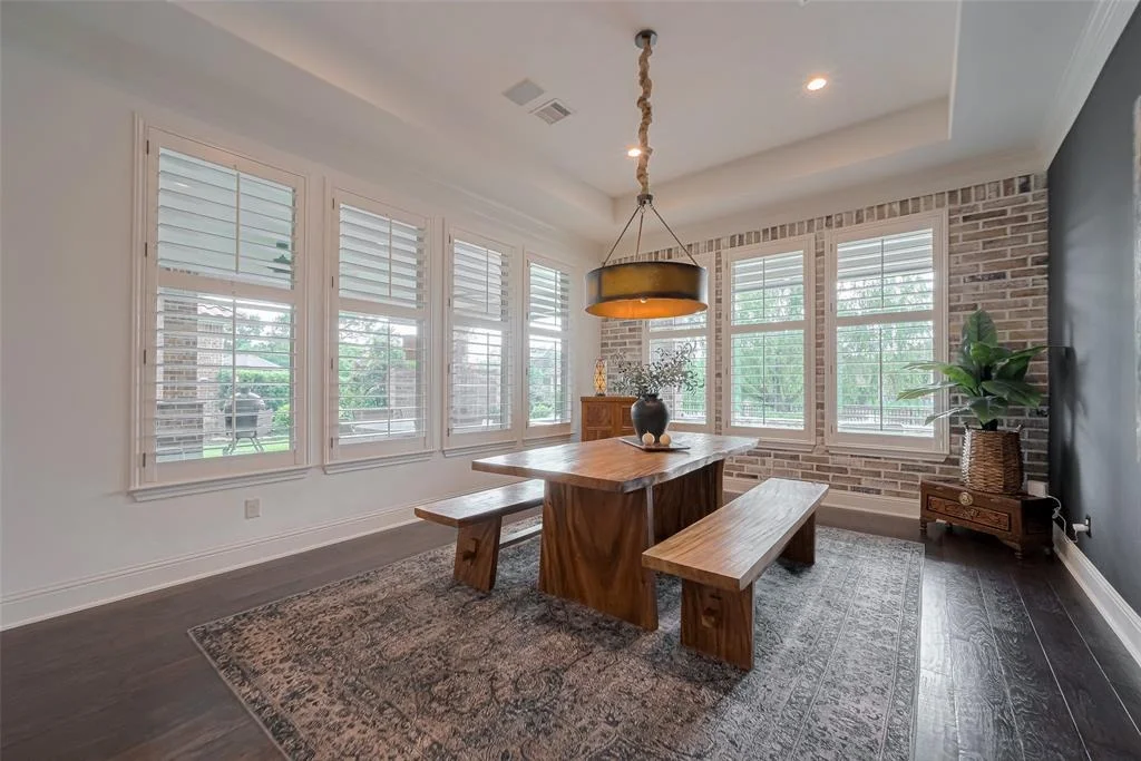 Photo of 7 Edgemont Court