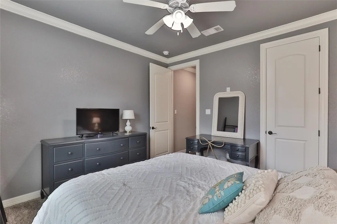 Photo of 717 Rustic Oaks Drive