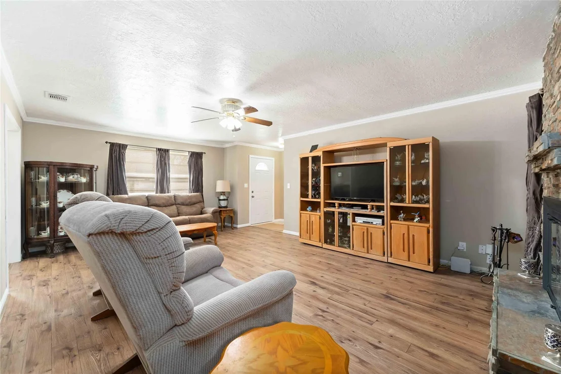 Photo of 5222 Glenvalley Drive