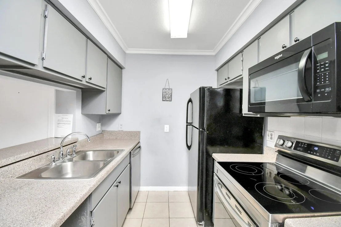 Photo of Unit 21 at 3065 Walnut Bend Lane