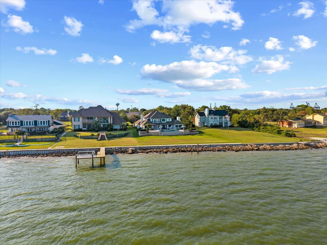 Photo of 993 Sandy Court