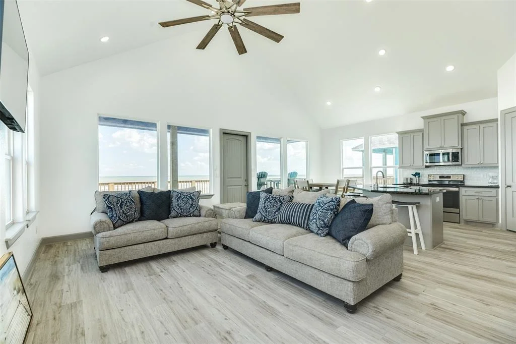 Photo of 4831 Bluewater Drive