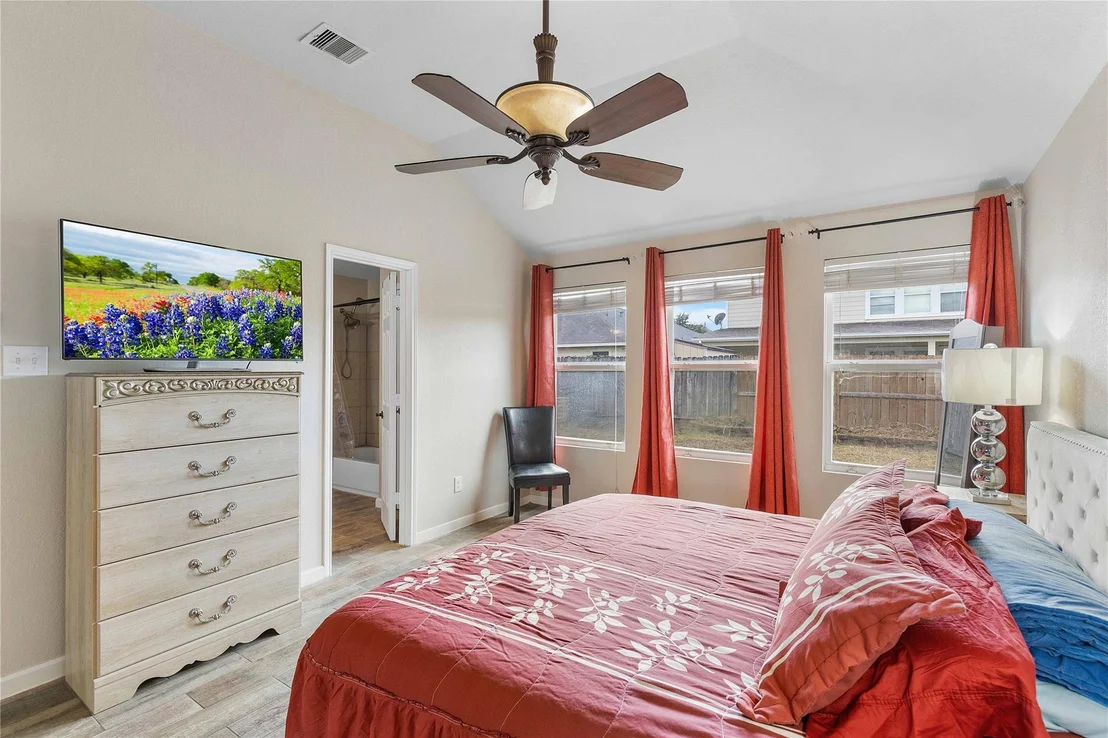 Photo of 11031 Bauer Elm Street