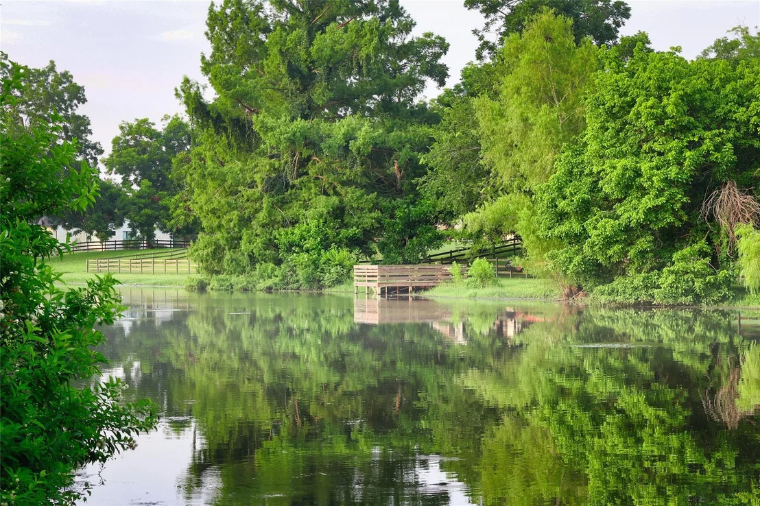 Photo of 30803 Riverlake Road