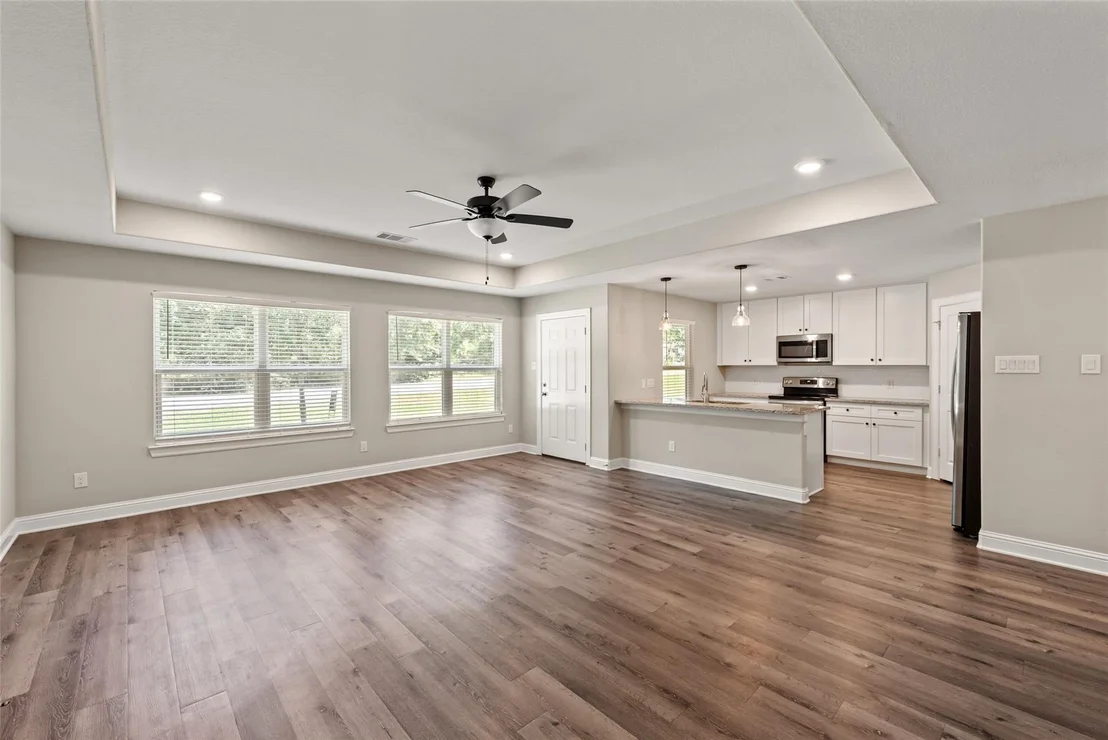 Photo of 15843 Oak Drive