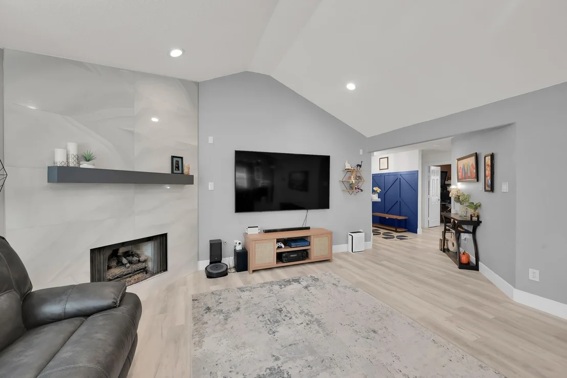 Photo of 123 Genesee Ridge Drive