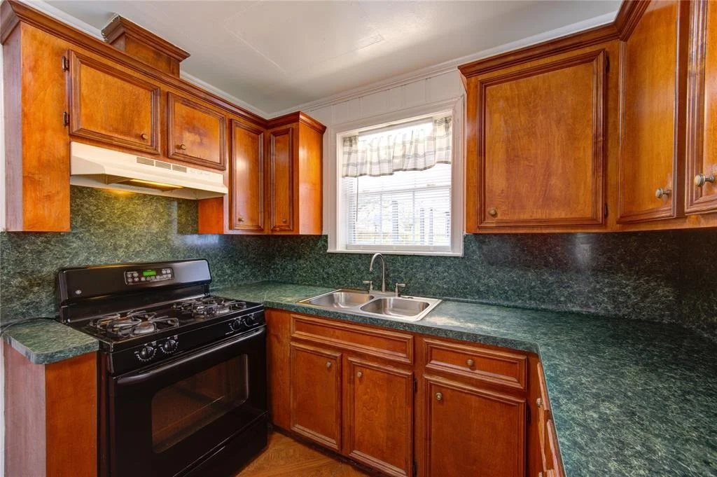 Photo of 8243 Barkley Street