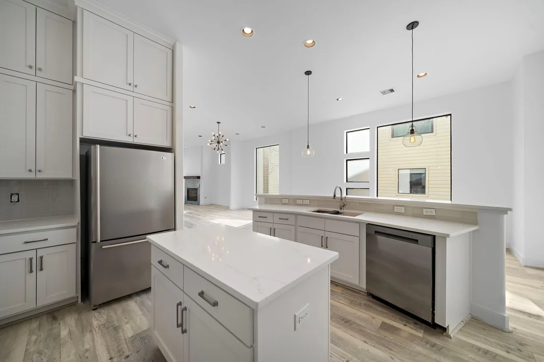 Photo of 906 Reinerman Street