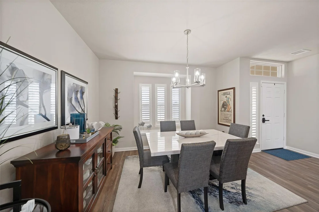 Photo of 1300 Kingsgate