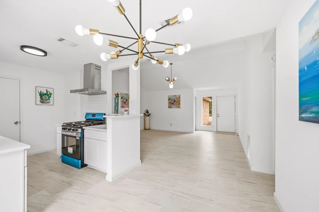 Photo of 7310 Londres Drive