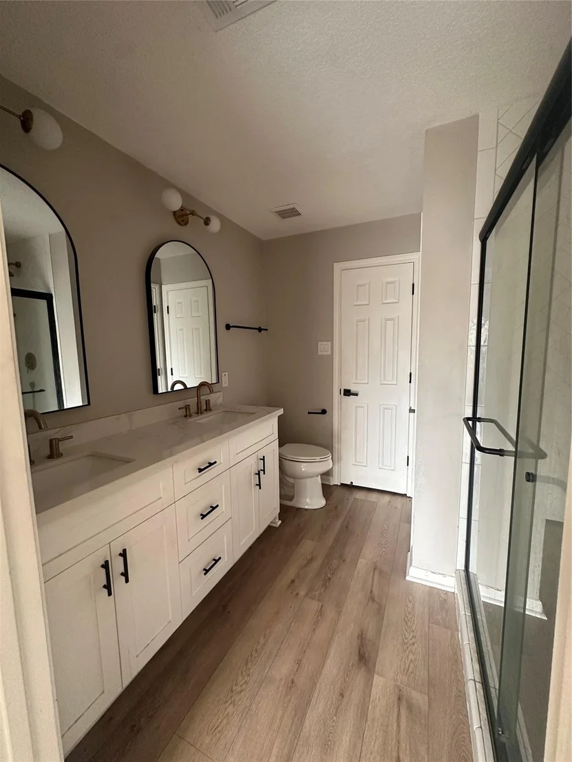 Photo of 3812 Maple Drive