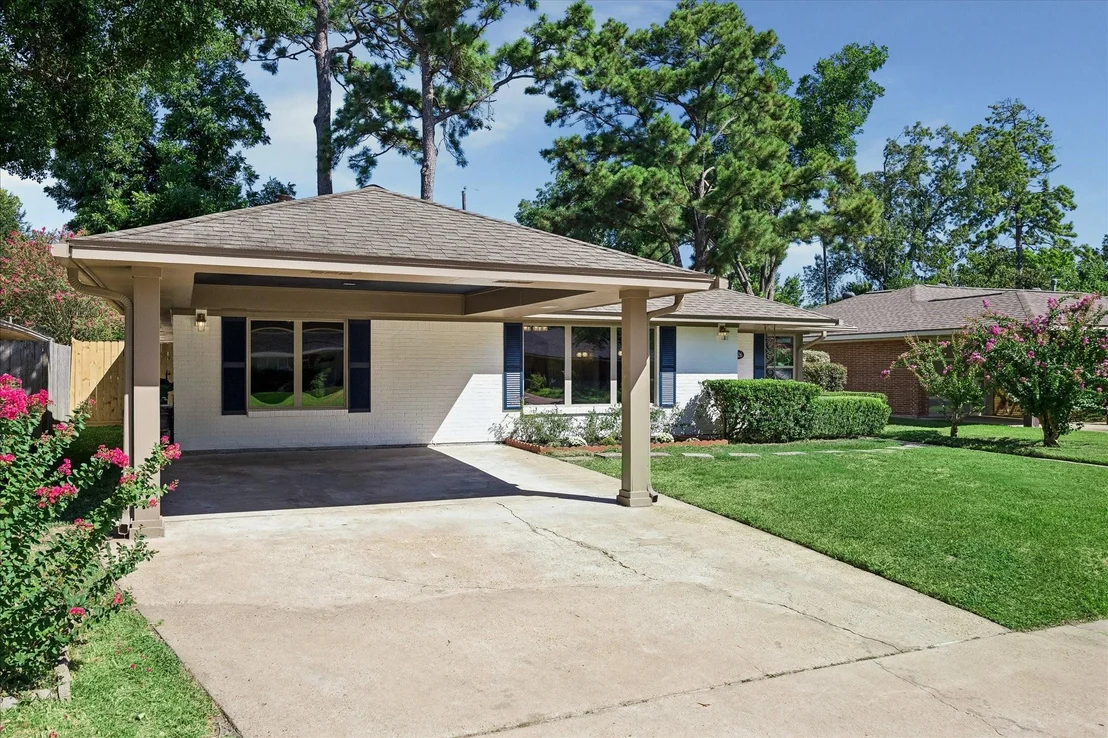 Photo of 2226 Lamonte Lane