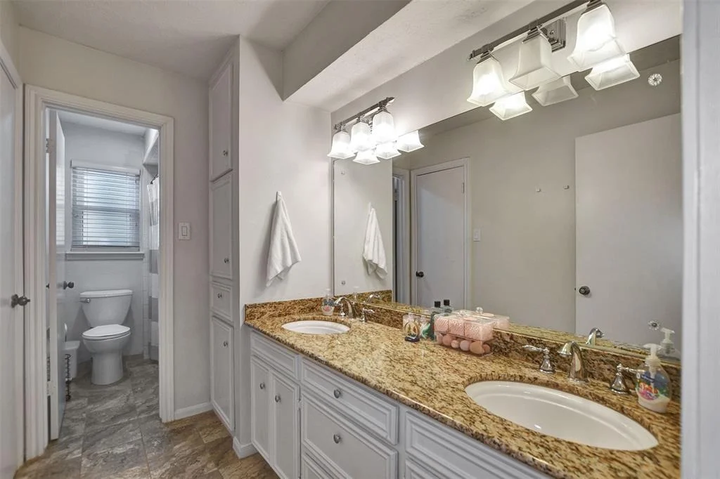 Photo of 11514 Chevy Chase Drive