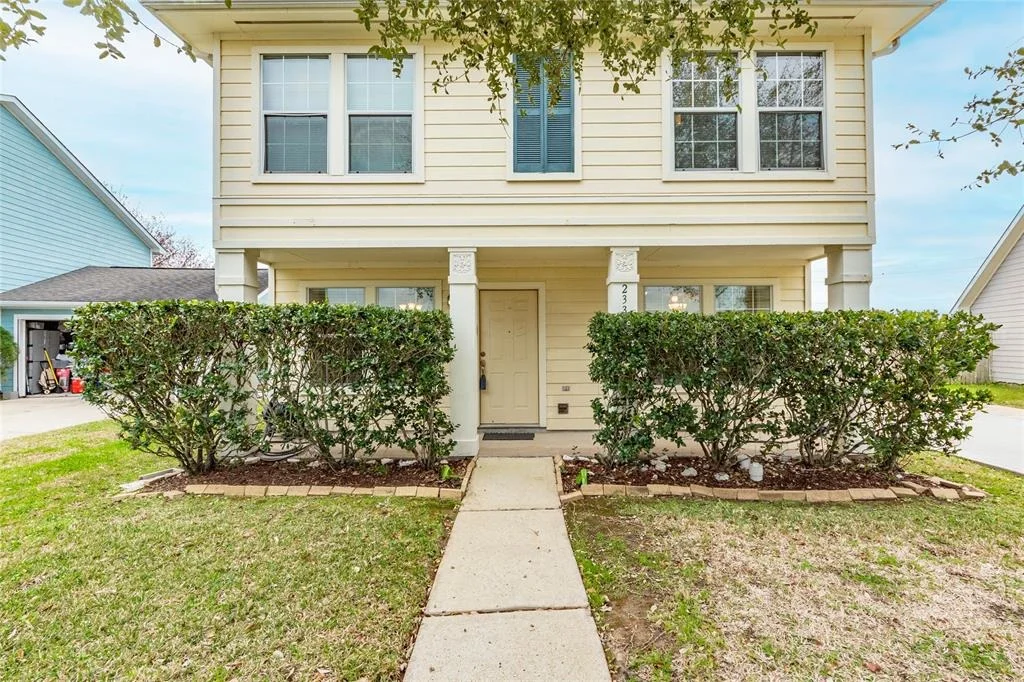 Photo of 233 Silver Mist Circle
