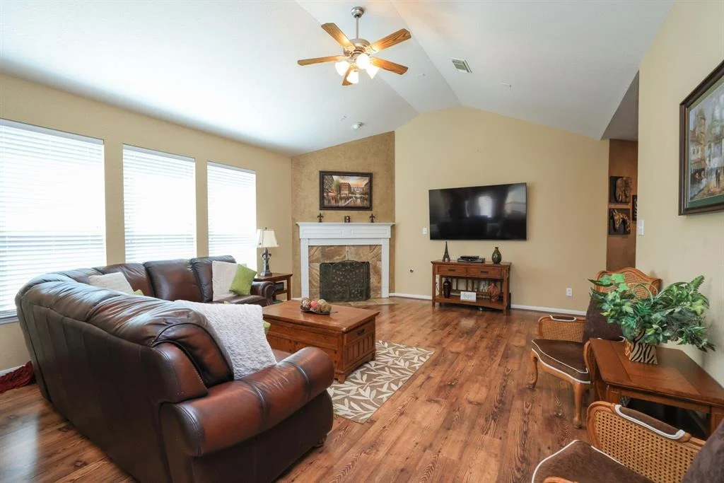 Photo of 9331 Edgeloch Drive